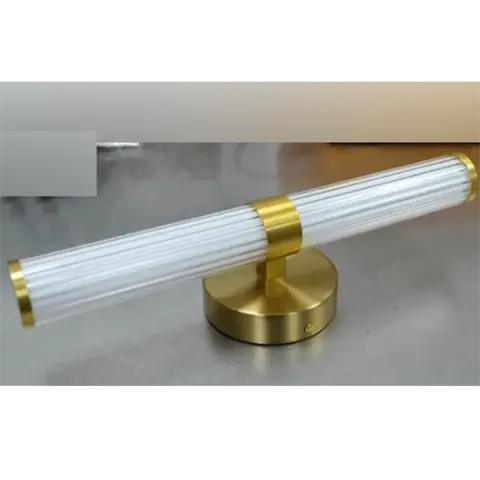 Wall lamp