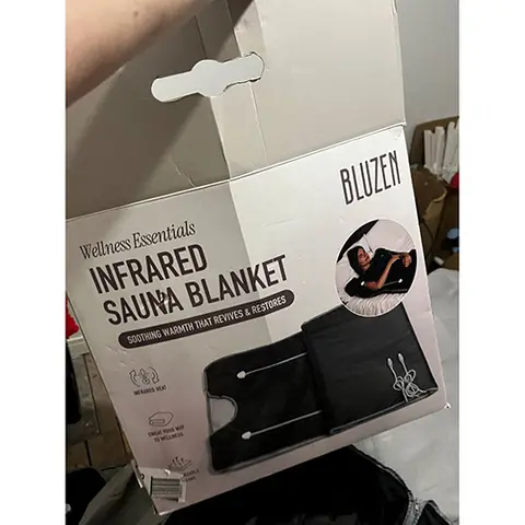 Infrared sauna blanket