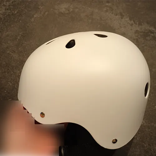 Bicycle helmet