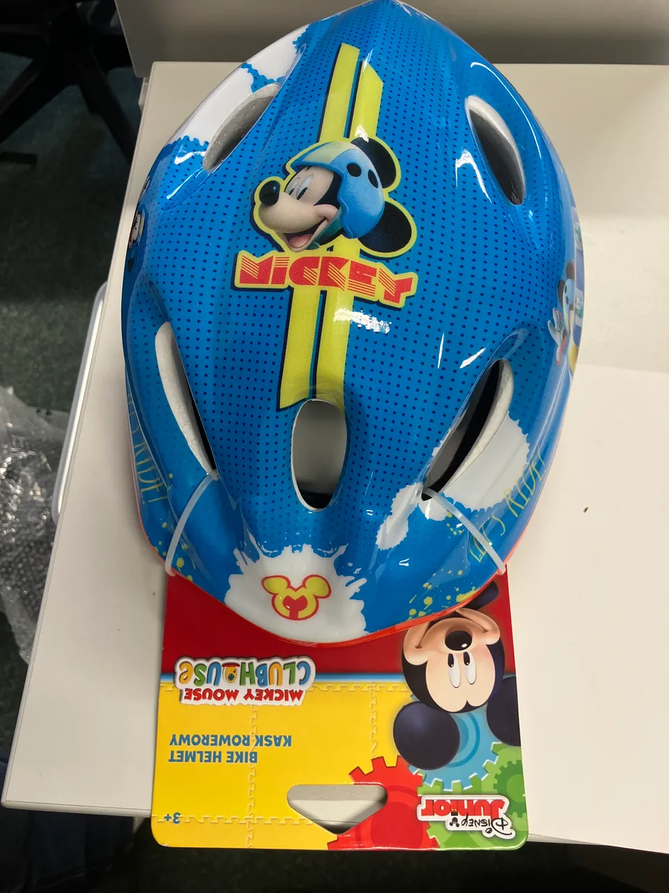 Bicycle helmet