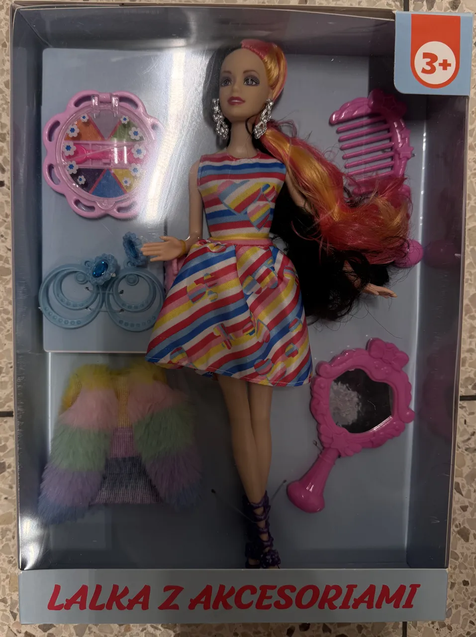 Plasic doll
