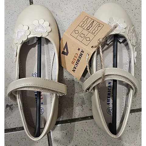 Children's shoes