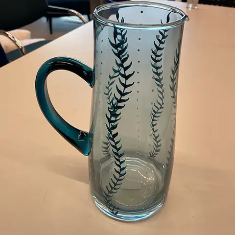 Glass jug