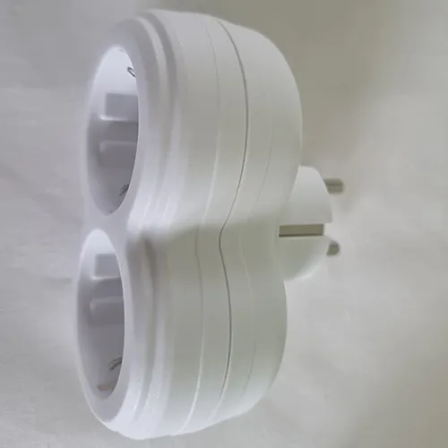 Double plug adaptor