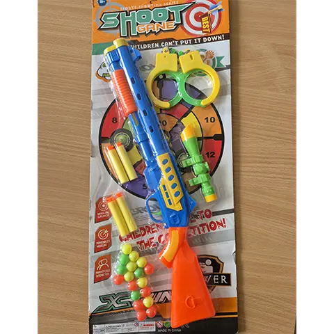 Игрушечный пистолет