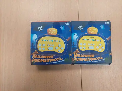 Plastic console toy