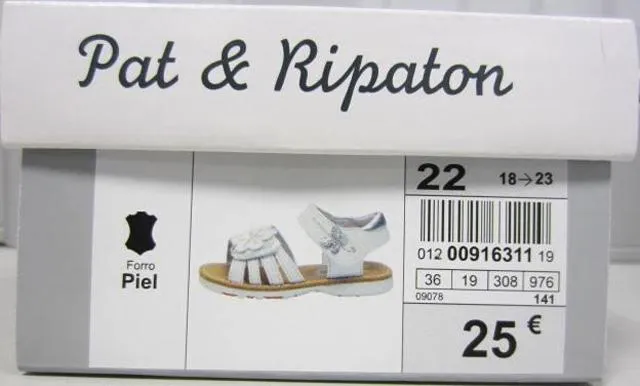 Girls’ sandals