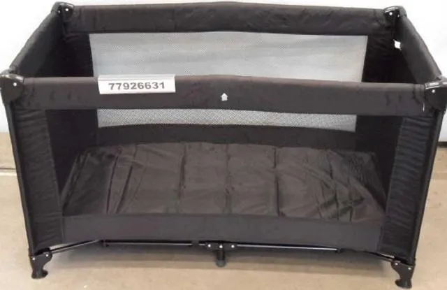 Travel cot for children