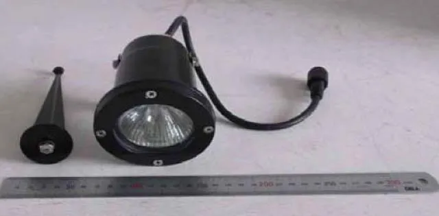 Mini outdoor spotlights