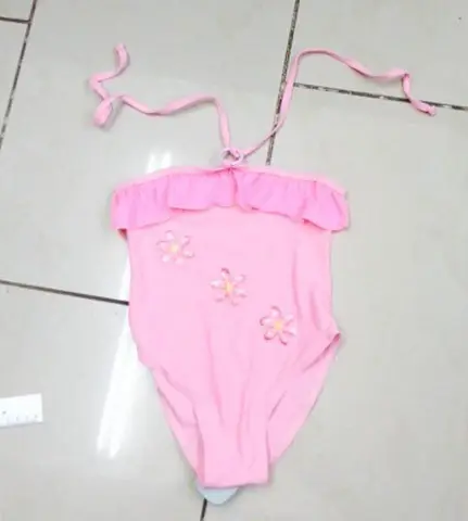 Girls' swimsuit