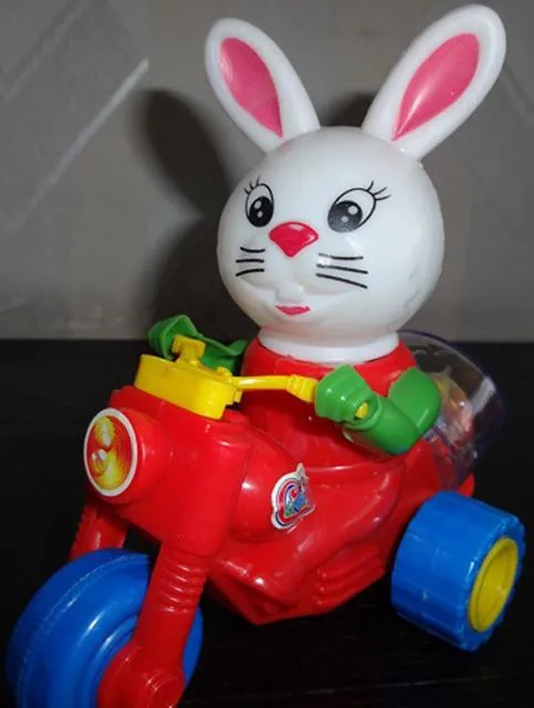 Plastic toy with sweets