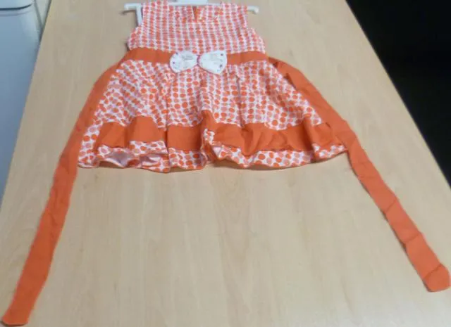 Girls’ dress