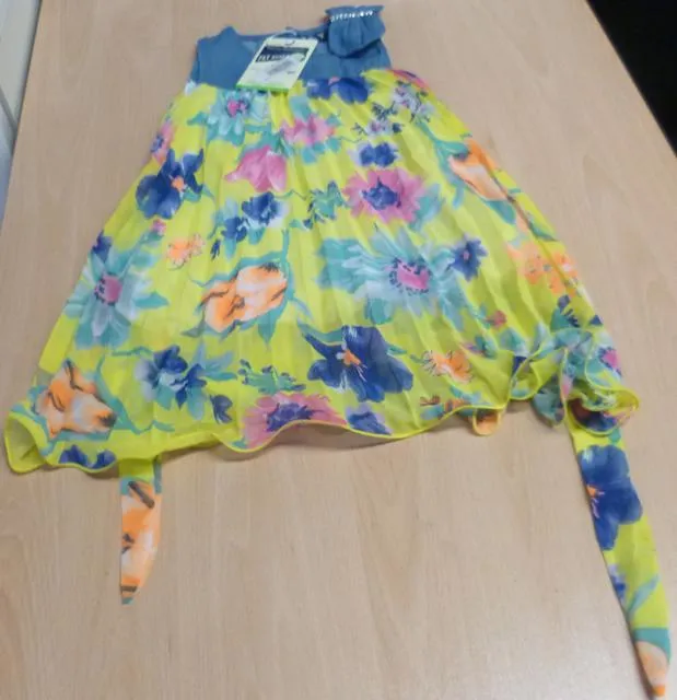 Girls' dress