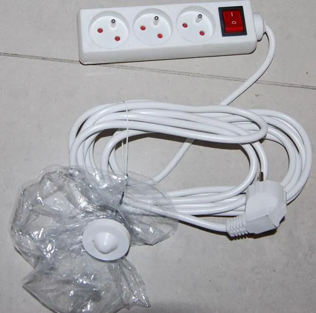 Mains extension lead
