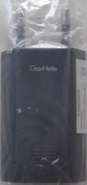 Mains charger for e-cigarette