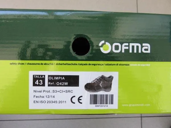 Safety boots
