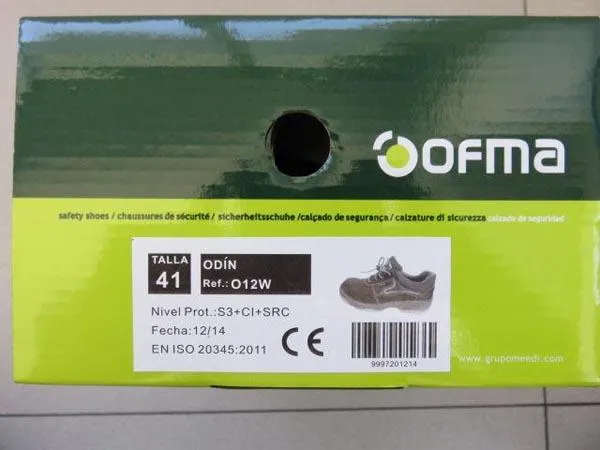 Safety boots