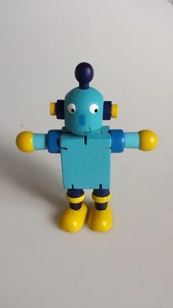 Wooden toy robot