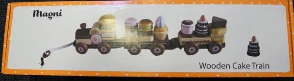 Деревянный игрушечный поезд