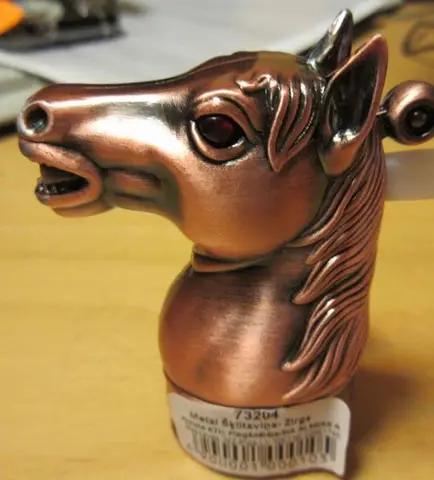 Сувенирная зажигалка