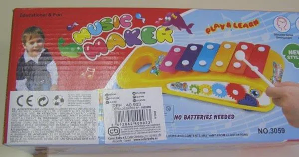Игрушечный ксилофон
