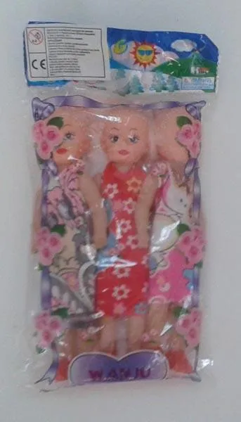 Пластиковые куклы