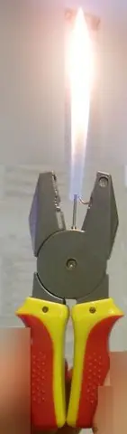 Сувенирная зажигалка