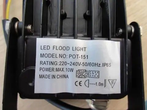 LED flood light