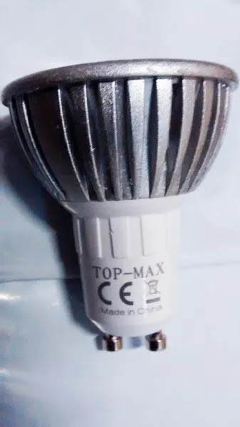 LED light bulb