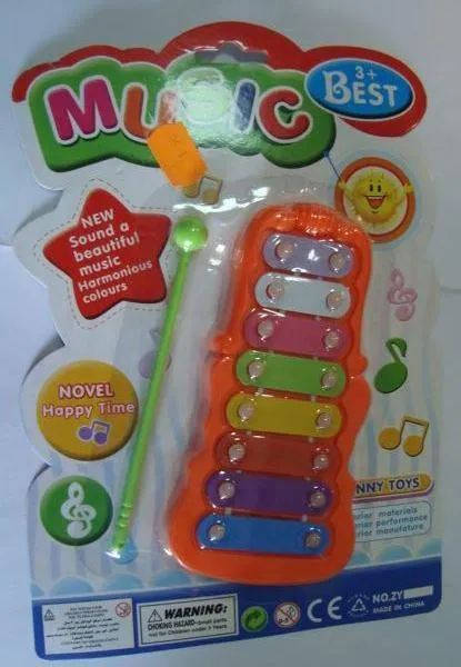 Игрушечный ксилофон