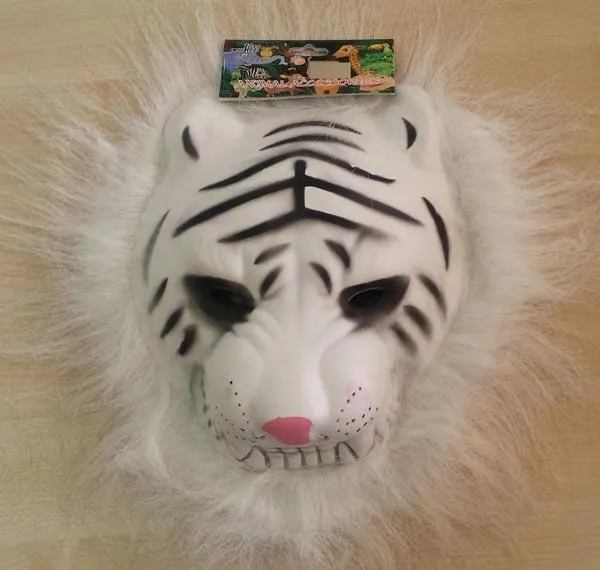 Fancy-dress mask