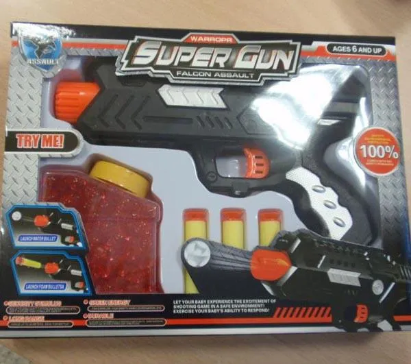 Игрушечный пистолет