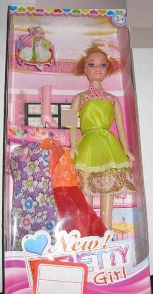 Plastic doll set