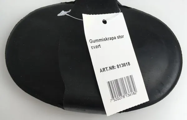 Curry comb for horse grooming