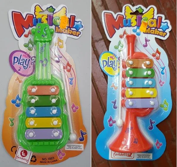 Игрушечный ксилофон