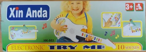 Игрушечная гитара