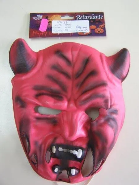 Fancy-dress mask