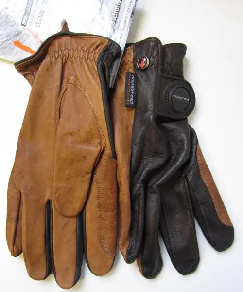 Women's riding gloves