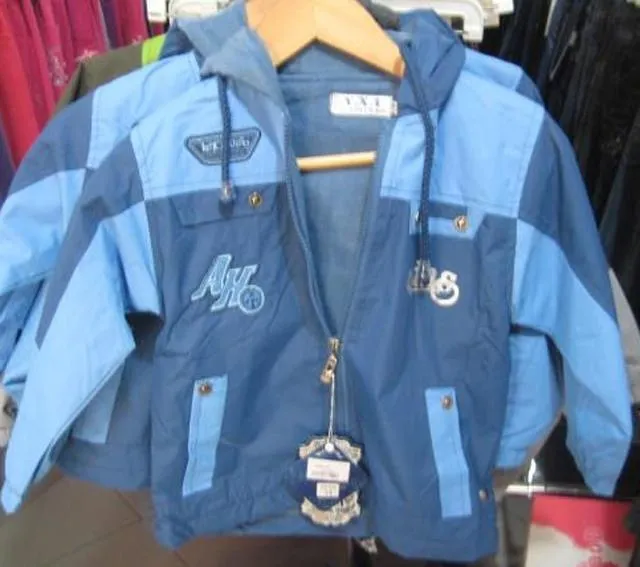 Children’s jacket with hood