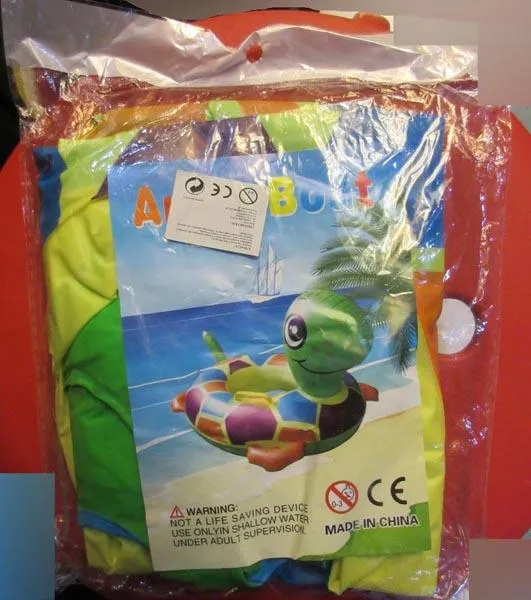 Inflatable swim seat