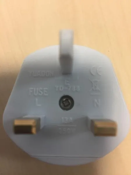 Travel plug adaptor