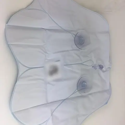 Bathtub pillow