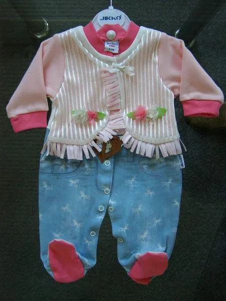 Babies' romper suit