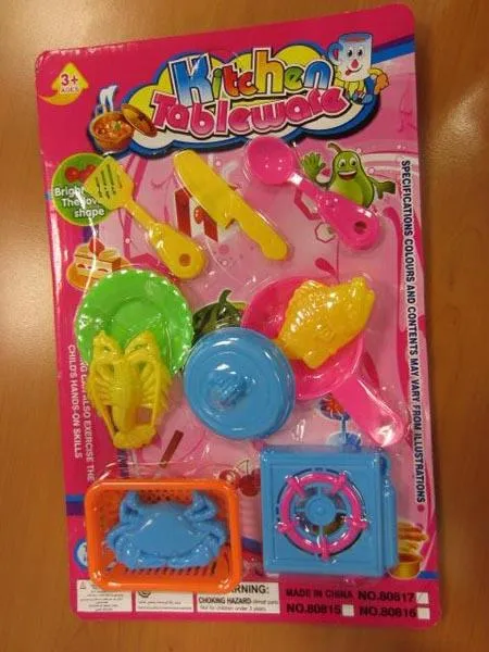 Игрушечный кухонный набор