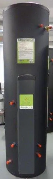 Hot water cylinder