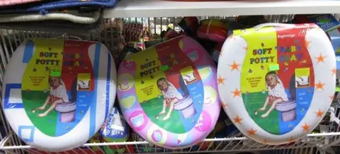Children's plastic toilet seat