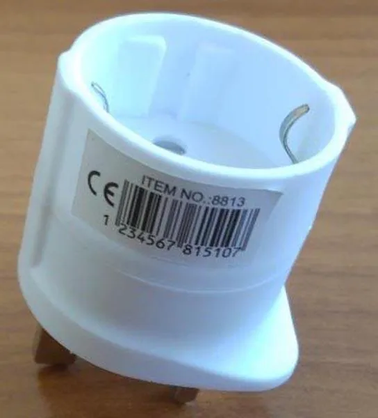 Travel plug adaptor