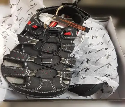 Men’s sandals