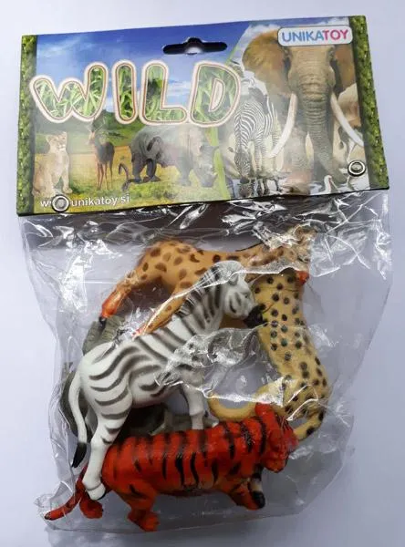 Plastic toy animals