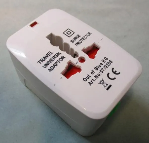 Travel plug adaptor